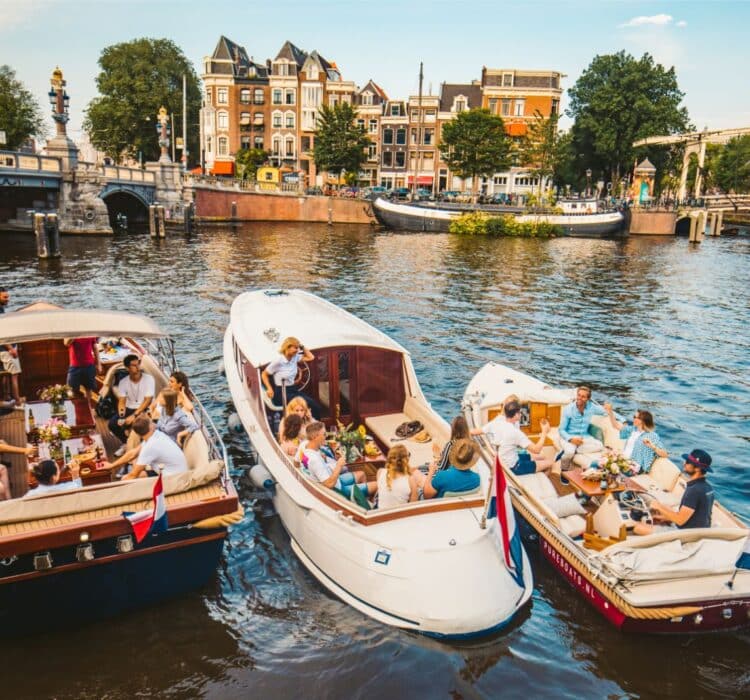 10 Best Ice Cream Spots Amsterdam | Pure Boats